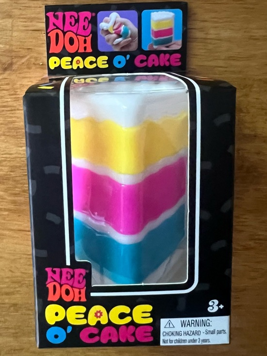 Schylling Other - Authentic NeeDoh Peace O’ Cake Soft Cloud Squish Sensory Fidget Toy NEW RARE